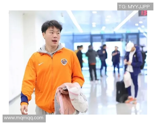 中超赛场上贾非凡的崛起与挑战解析足球新星的成长之路