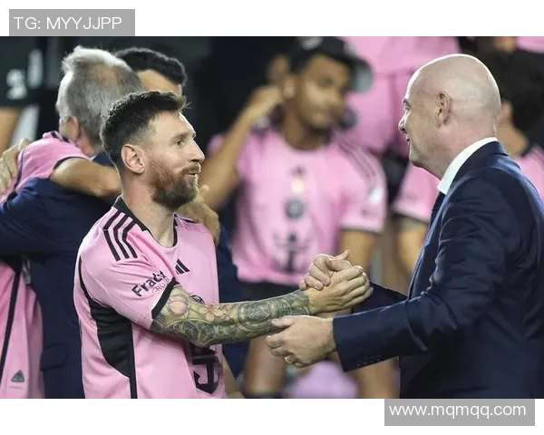 巴塞罗那主场大胜皇家社会，梅西献出帽子戏法成全场焦点