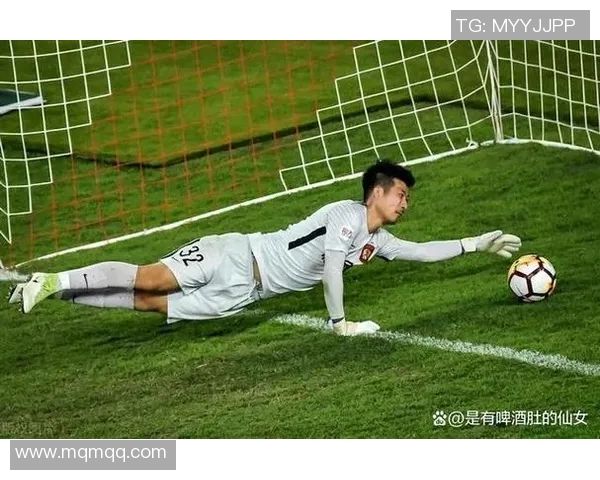 刘殿座力挽狂澜成功破门助北京国安逆转战局再创辉煌