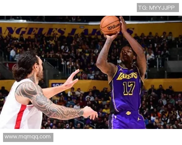 湖人宣布与XXX完成高调地震级交易,球迷震撼不已